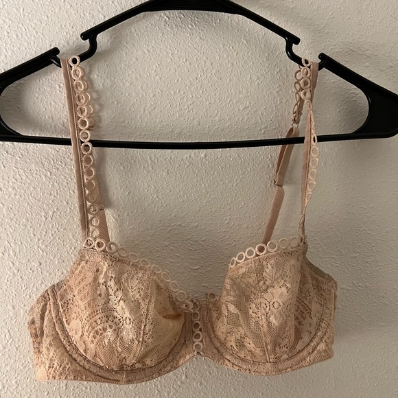 Victoria’s secret bra dreamlace angel sugar baby unlined lace pushup lingerie xs - Picture 1 of 4